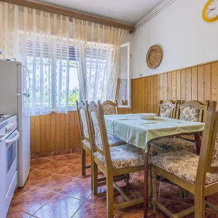 Charmantes Nur 200 Meter Zum Mit Parkplatz, Spuelmaschine, Grillbereich Apartament Jadranovo